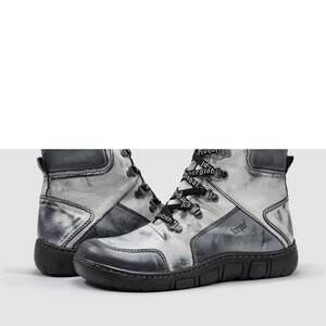 NEW KCR GROUP women's original insulated zip-up leather boots in grey